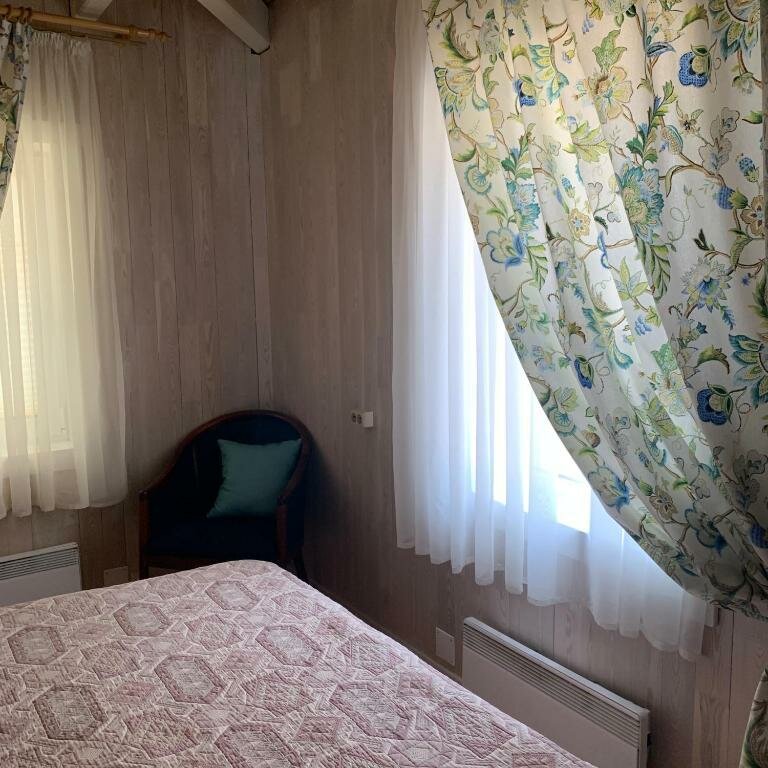 Гостевой дом Усадьба Демидова Листвянка