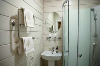 Гостевой дом Усадьба Демидова Листвянка Гостевая комната ЭКОНОМ для двоих гостей-4